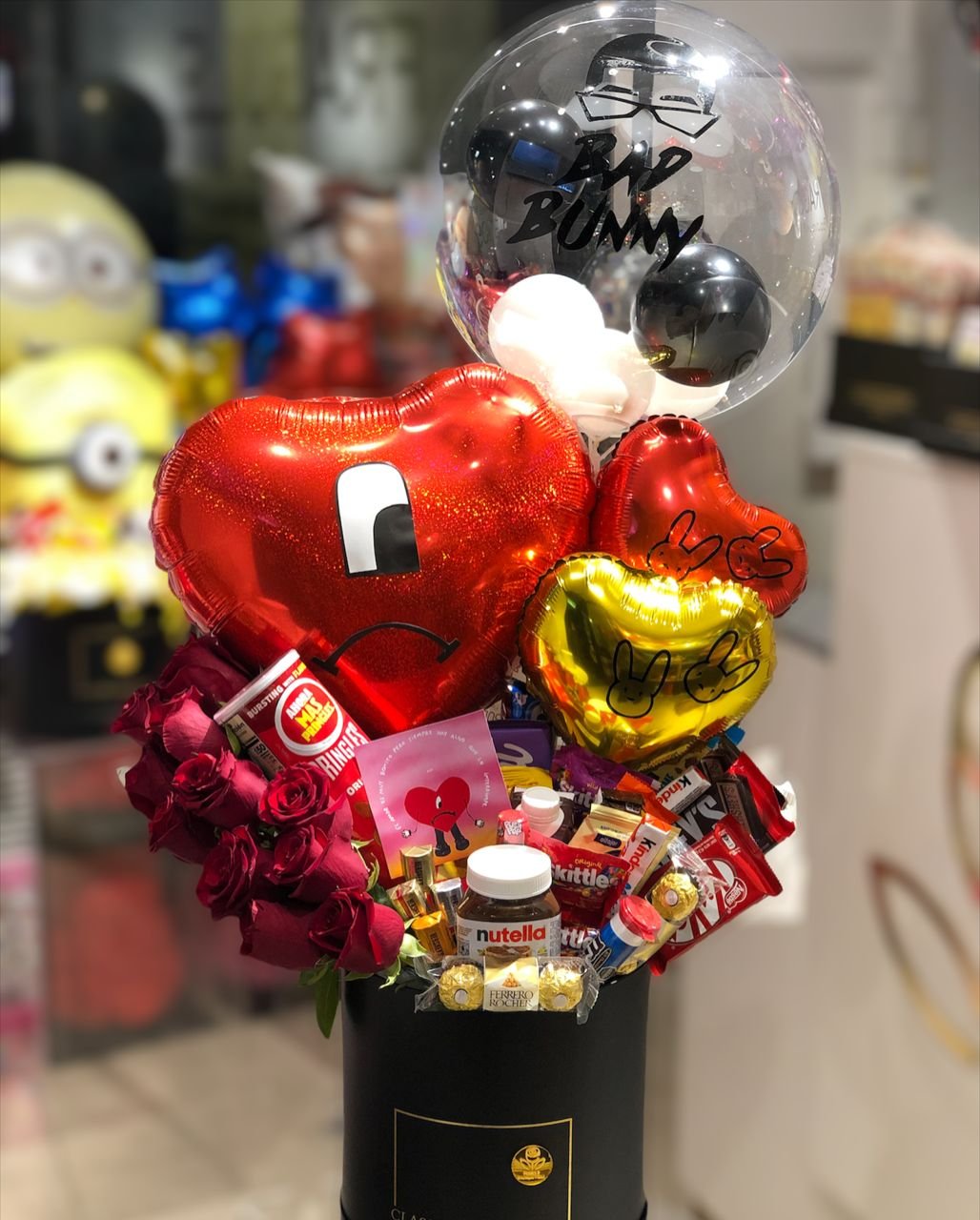 Arreglo de chocolates y rosas - Imagen 6