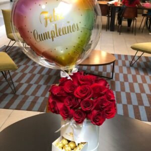 Box con Rosas y Globo Burbuja