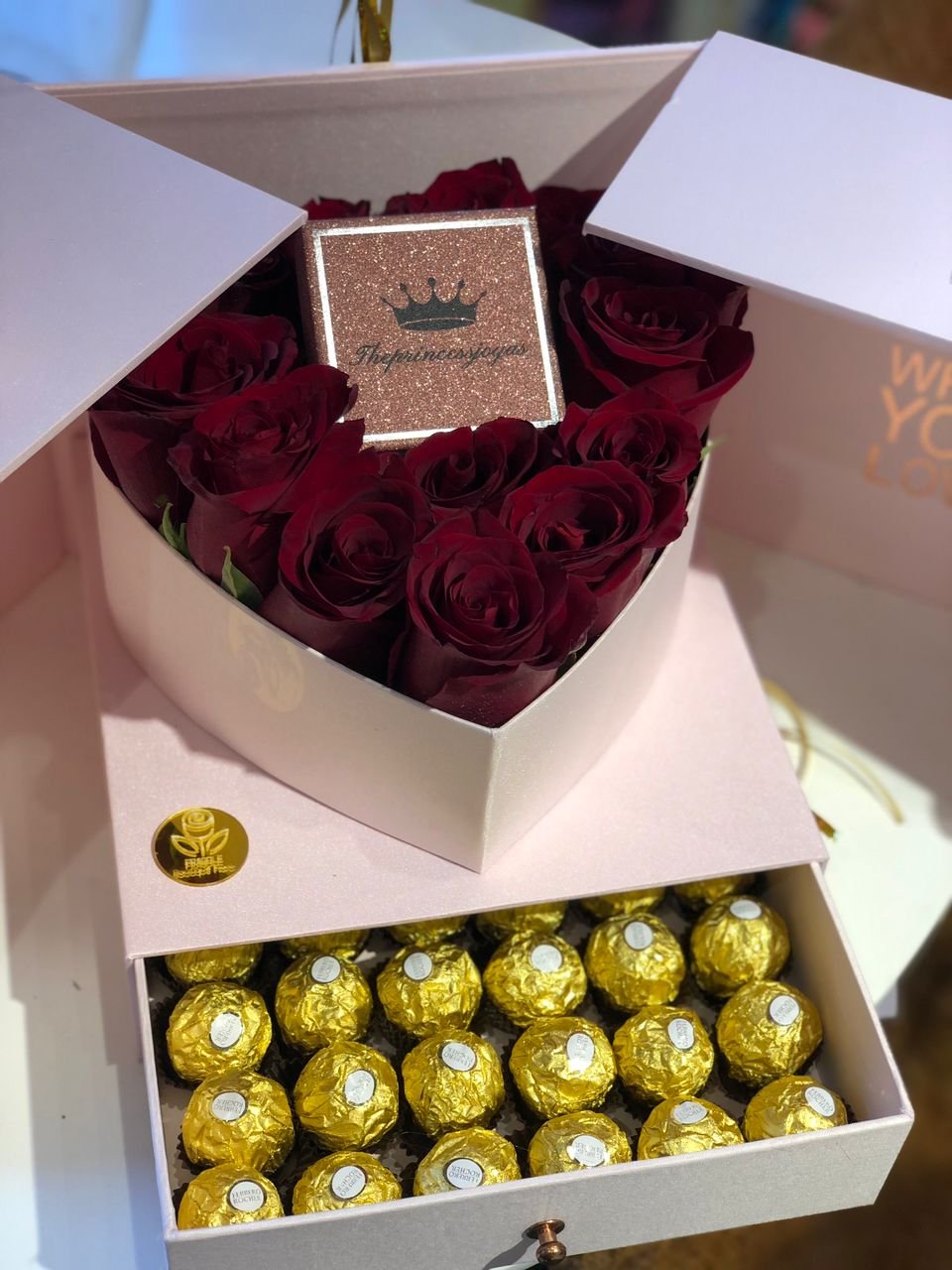 Caja de Rosas Classica