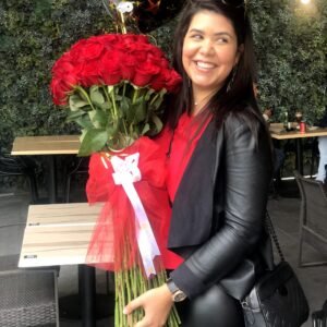 RAMO de  100 rosas