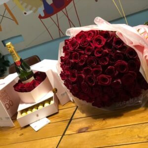 Ramo 150 Rosas Ecuatorianas