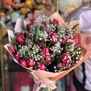 Tulipanes con Astromelia